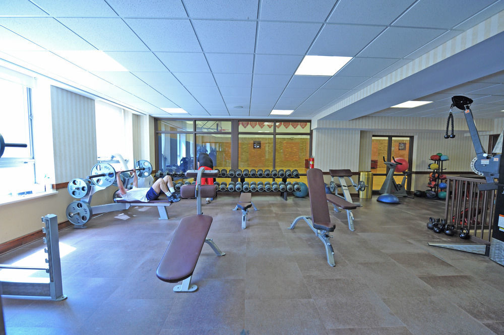Отель Milwaukee Athletic Club Экстерьер фото